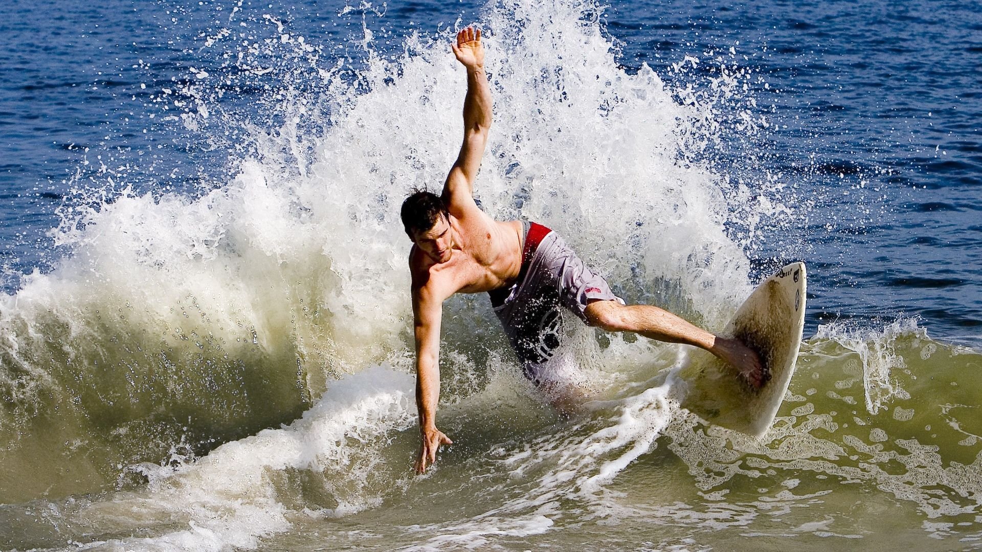 开云体育登入-快船队稳步提升，争夺更佳排名，快船队怎么样